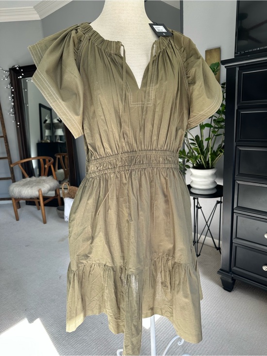Joe's Jeans Dresses & Skirts - Joe's Jeans Olive Short Sleeve Gathered-Waist Midi Dress, size XL